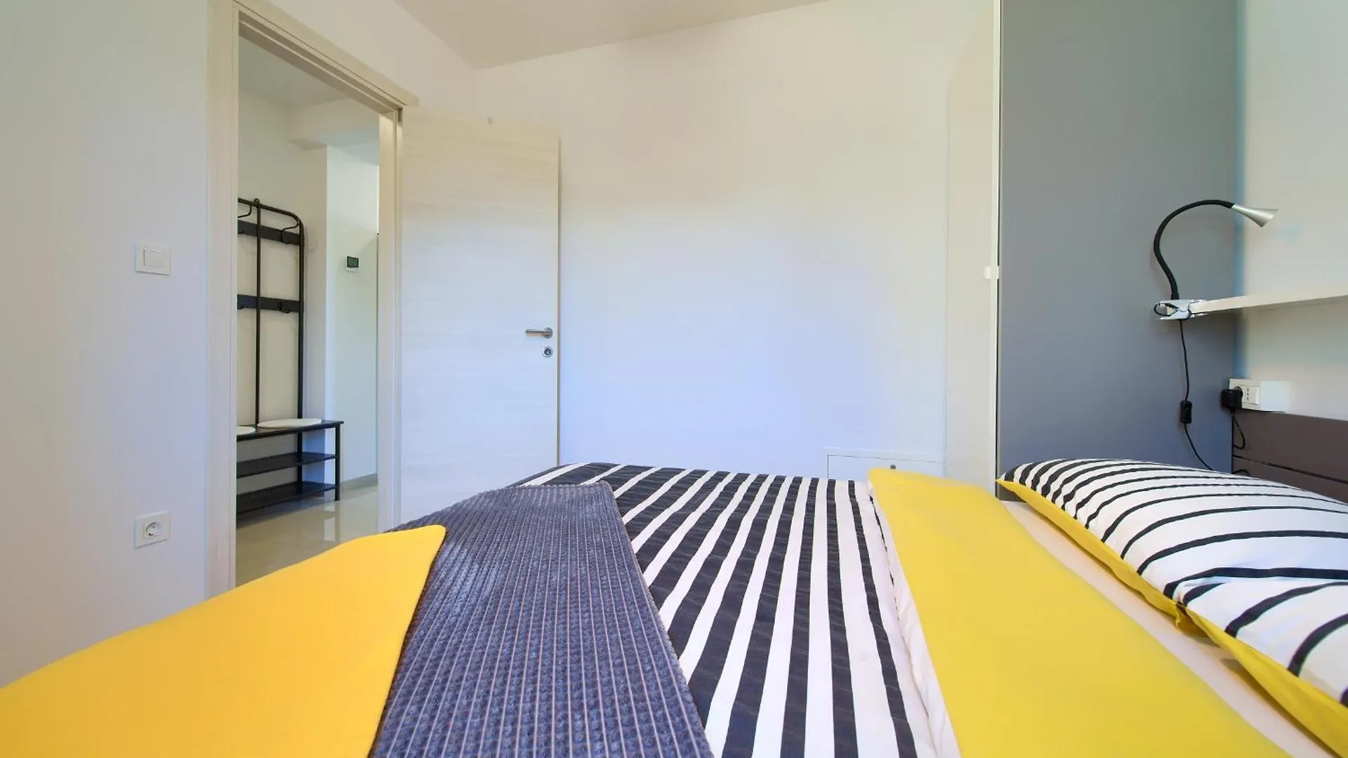 Apartment Sara Krk Town