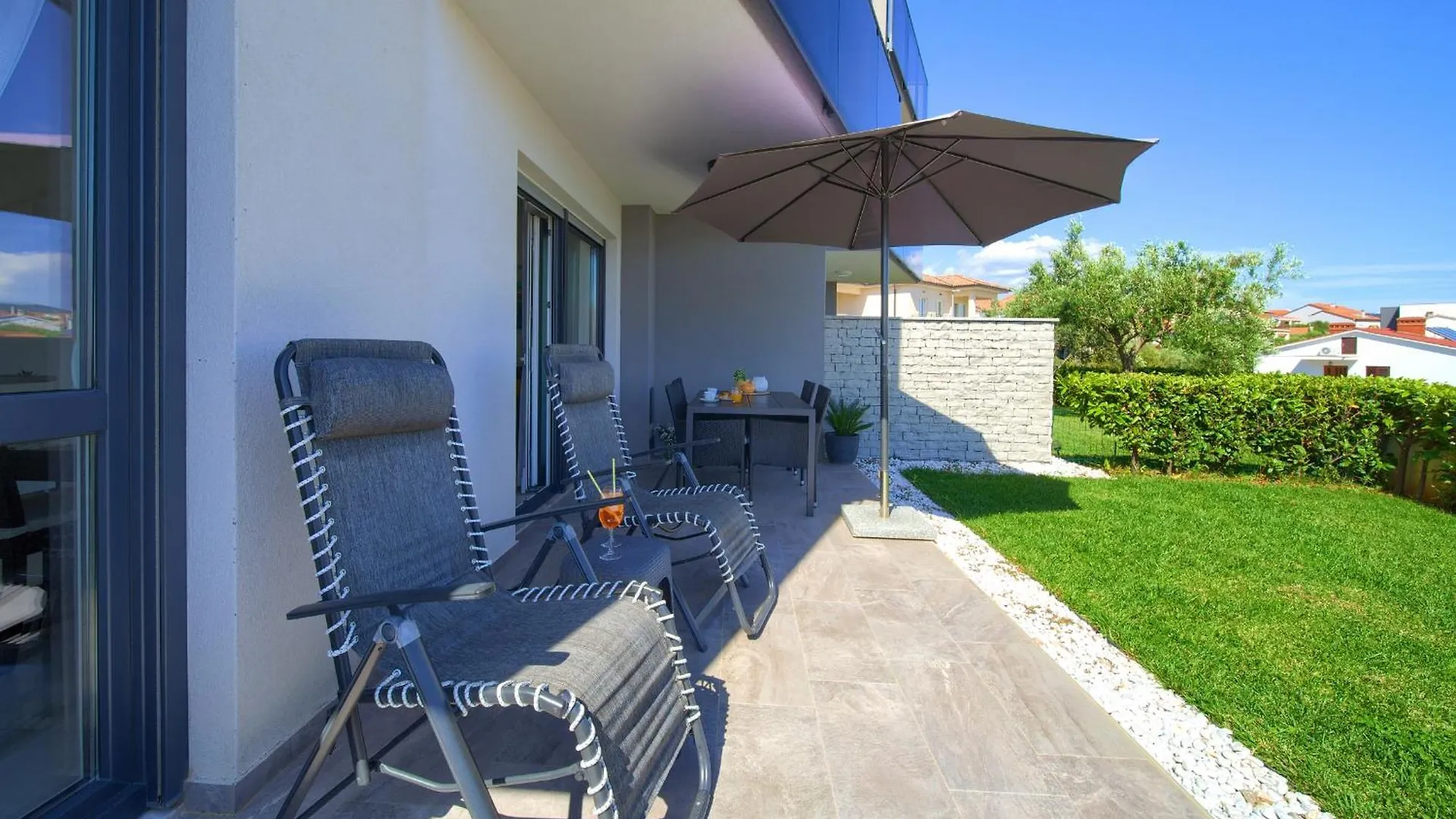 Apartment Sara Krk Town 0*,